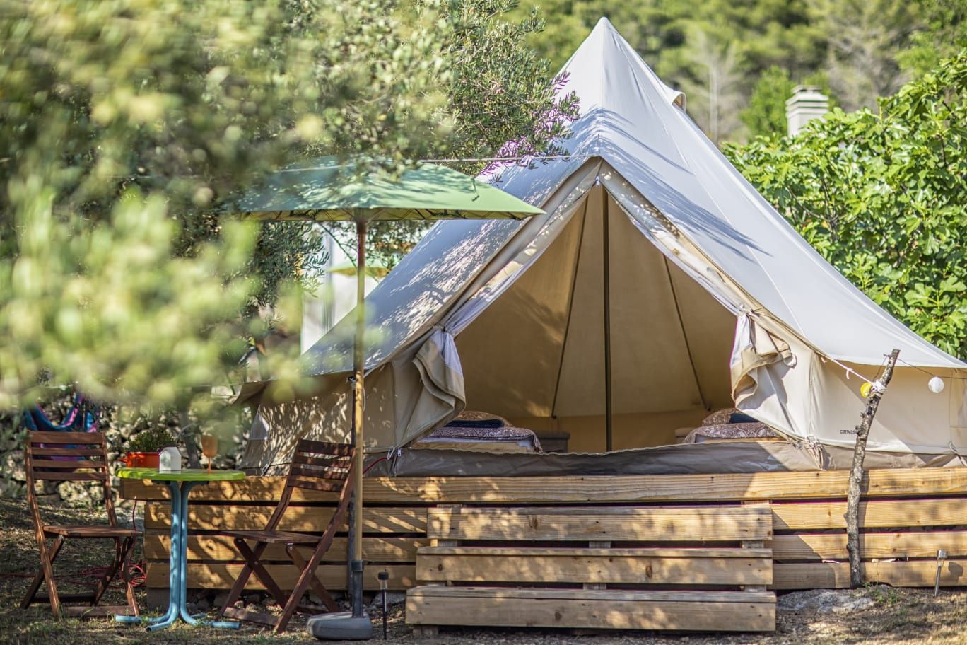 Glamping šator u starom masliniku